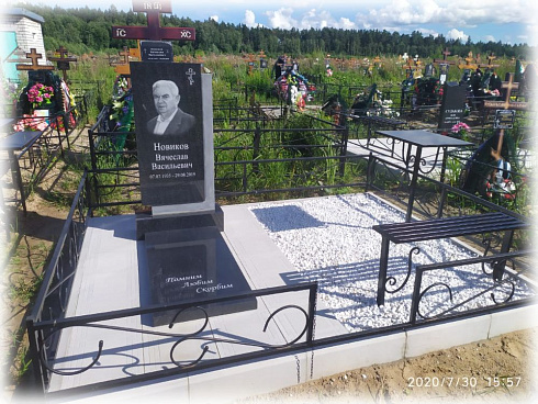 Памятник надгробный AM1600