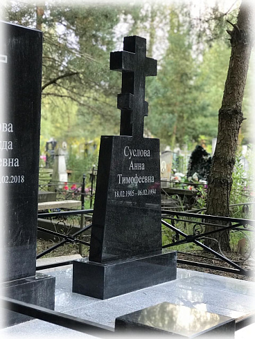 Крест цельный гранитный АМ 3204