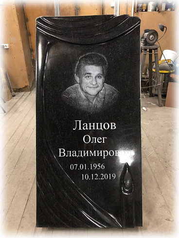 Памятник надгробный AM1961